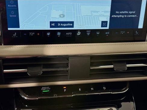 New 2026 Lincoln Corsair Reserve image 16