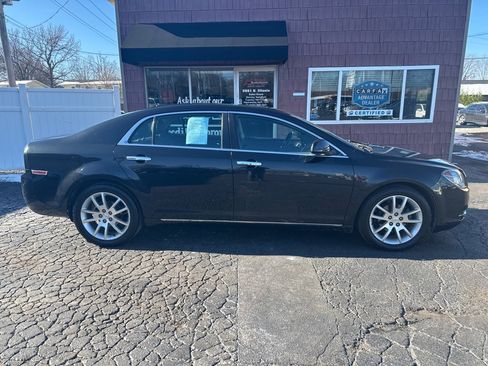 Used 2011 Chevrolet Malibu LTZ image 6