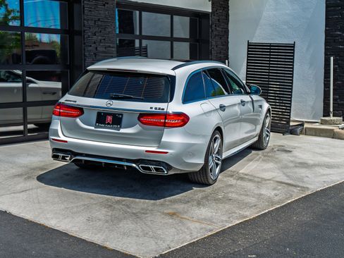 Used 2018 Mercedes-Benz E 63 AMG S image 13