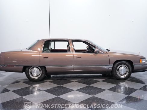 Used 1995 Cadillac De Ville Sedan FWD image 12