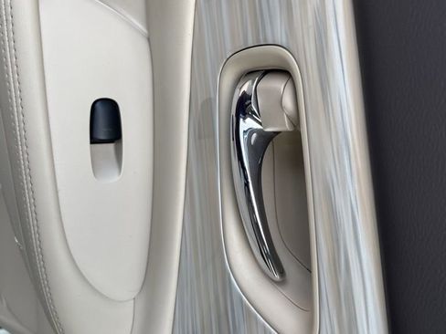 Used 2017 Nissan Murano SV image 54