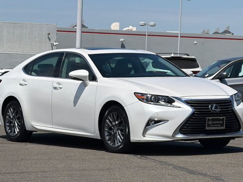 Used 2018 Lexus ES 350 w/ Premier Package FWD image 5