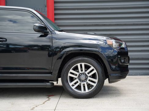 Used 2023 Toyota 4Runner TRD Sport RWD image 5