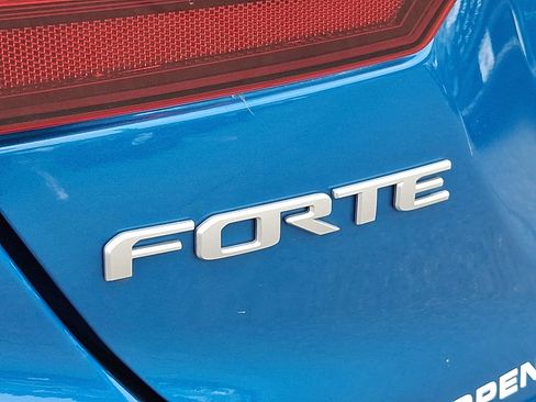 Used 2023 Kia Forte GT-Line FWD image 31
