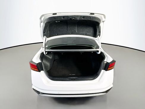 Used 2023 Nissan Altima 2.5 SV FWD image 27