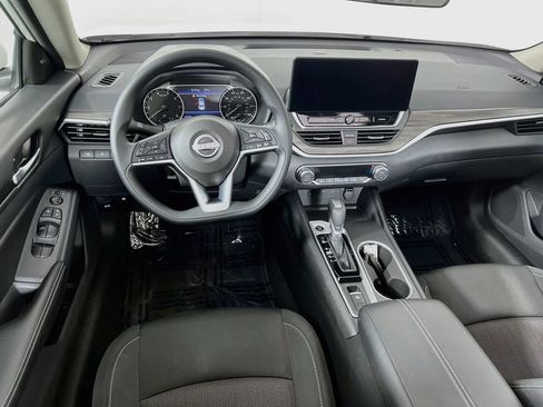 Used 2025 Nissan Altima 2.5 SV w/ SV Special Edition Package AWD/4WD image 20