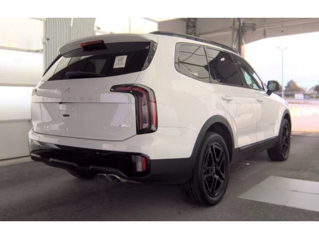Used 2024 Kia Telluride EX X-Line AWD/4WD image 3