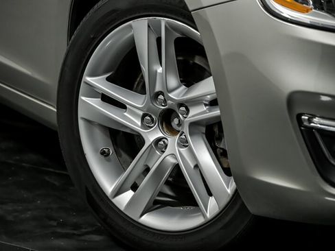 Used 2015 Volvo S60 T5 Premier w/ Convenience Package FWD image 3