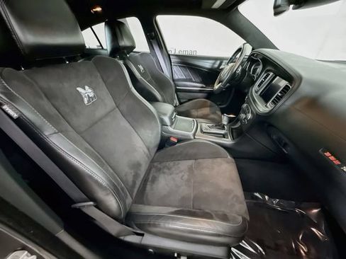 Used 2022 Dodge Charger Scat Pack RWD image 26