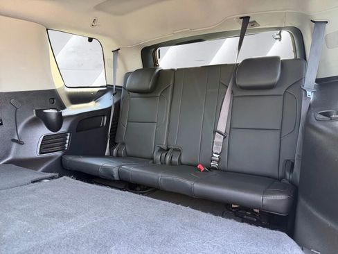 Used 2016 Chevrolet Tahoe LT w/ LT Signature Package AWD/4WD image 12