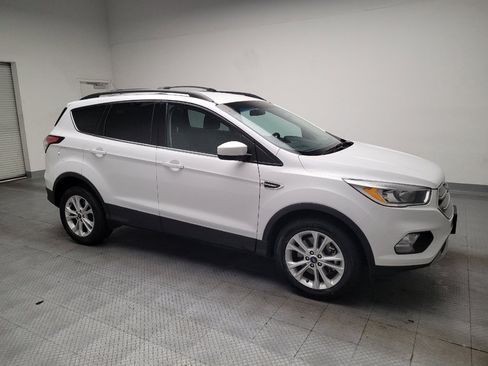 Used 2017 Ford Escape SE FWD image 11