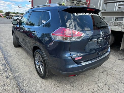 Used 2016 Nissan Rogue SL w/ SL Premium Package image 2