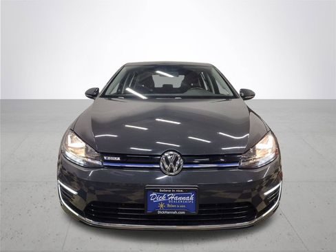 Used 2019 Volkswagen e-Golf SE w/ Driver Assistance Package image 4