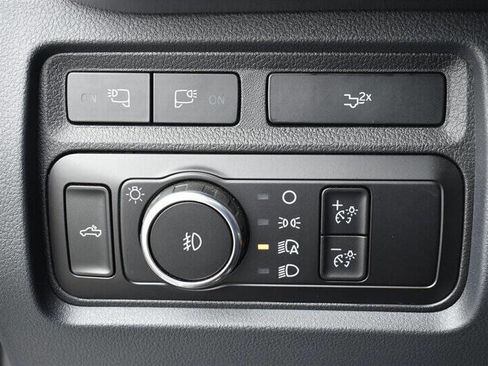 Used 2023 Ford F250 Lariat w/ FX4 Off-Road Package image 18