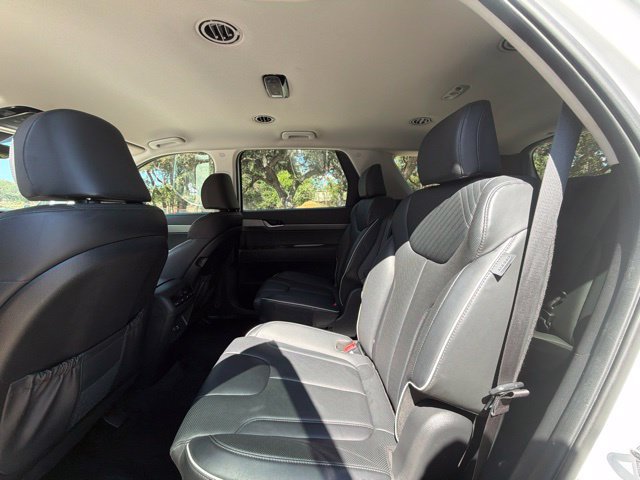 Used 2024 Hyundai Palisade SEL FWD image 15