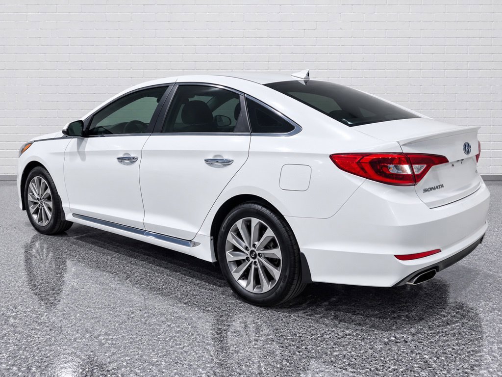 Used 2017 Hyundai Sonata Sport w/ Value Edition Package 02 FWD image 2