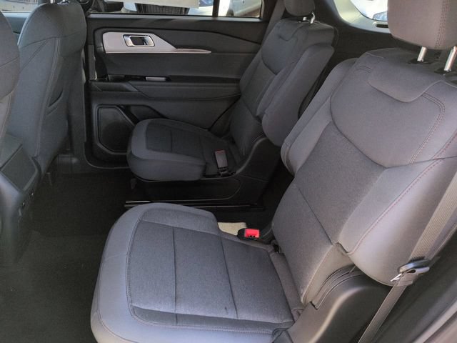 New 2027 Ford Explorer Active RWD image 14