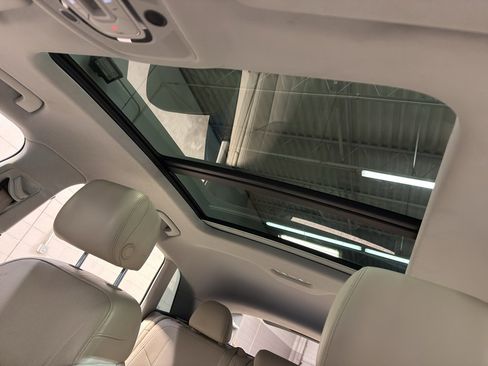 Used 2019 Audi e-tron Prestige w/ Prestige Package image 21