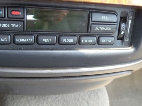 Used 2006 Mercury Grand Marquis LS image 27