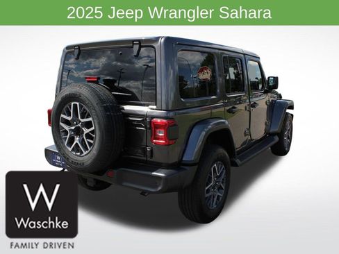 New 2025 Jeep Wrangler Sahara image 7