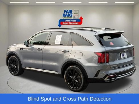 Used 2023 Kia Sorento SX FWD image 11