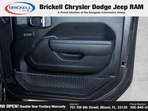Used 2025 Jeep Wrangler Unlimited Sport AWD/4WD image 13