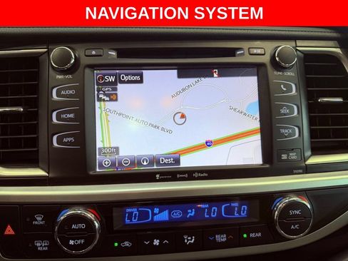 Used 2019 Toyota Highlander XLE FWD image 9