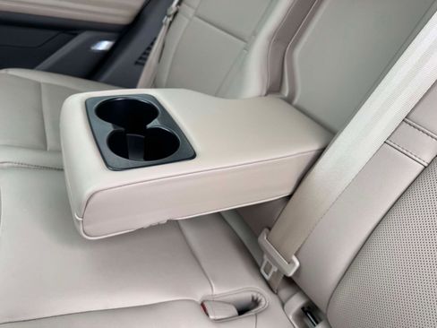 Used 2022 Lincoln Corsair AWD w/ Premium Package image 20