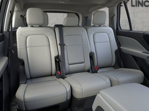 New 2026 Lincoln Aviator Reserve AWD/4WD image 11