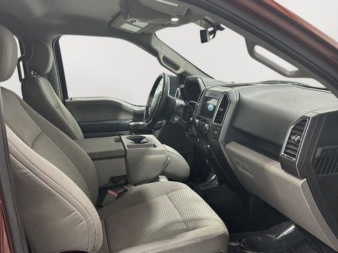 Used 2016 Ford F150 XLT w/ Equipment Group 302A Luxury AWD/4WD image 21