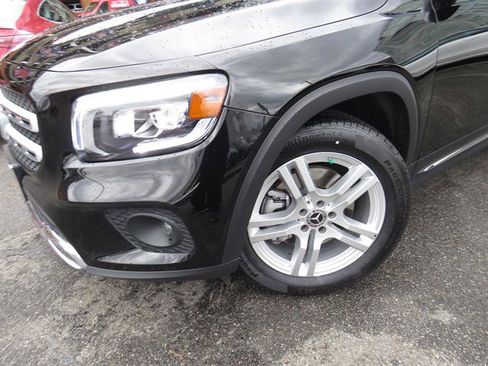 Certified 2023 Mercedes-Benz GLB 250 4MATIC image 23