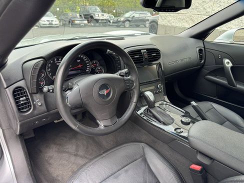 Used 2013 Chevrolet Corvette Coupe RWD image 6