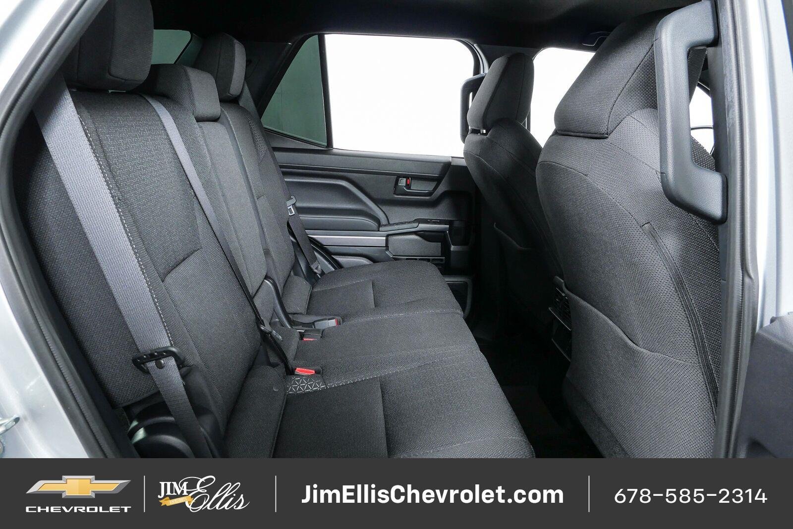 Used 2025 Toyota 4Runner SR5 RWD image 20