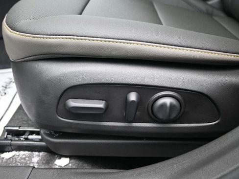 New 2026 Chevrolet Trax ACTIV w/ Driver Confidence Package image 19