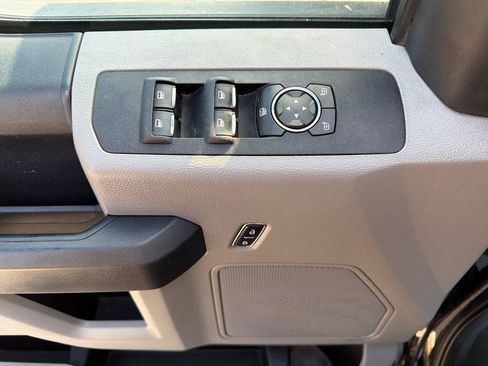 Used 2018 Ford F350 XL AWD/4WD image 23