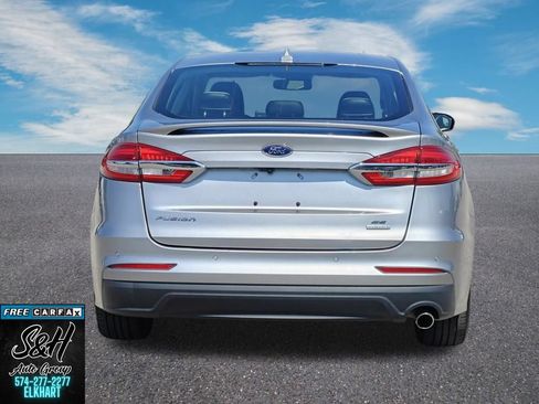 Used 2020 Ford Fusion SE w/ Equipment Group 151A FWD image 16