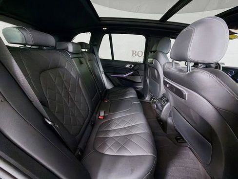 Used 2024 BMW X5 sDrive40i w/ M Sport Package RWD image 32