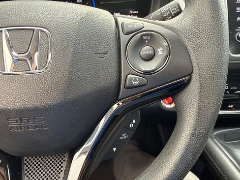 Used 2022 Honda HR-V EX image 12
