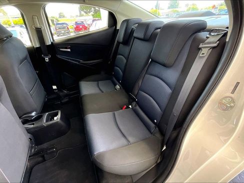 Used 2018 Toyota Yaris iA image 22