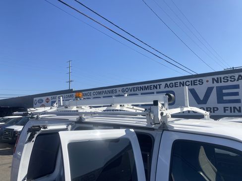 Used 2016 Chevrolet Express 2500 image 22