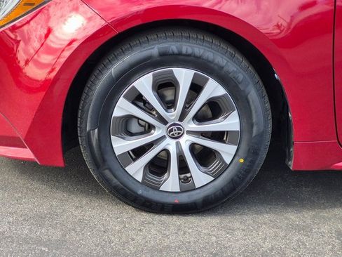 Used 2022 Toyota Corolla LE image 20