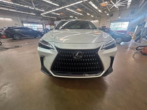 Used 2025 Lexus NX 350 AWD w/ Accessory Package (Z2) image 17