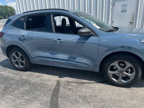 Used 2023 Ford Escape ST-Line AWD/4WD image 4