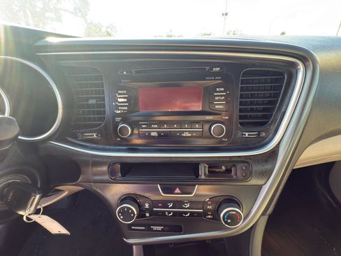 Used 2014 Kia Optima LX FWD image 17