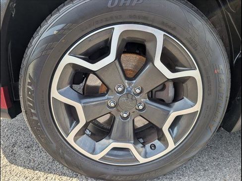 Used 2015 Subaru Crosstrek 2.0i Premium w/ Moonroof Package image 19