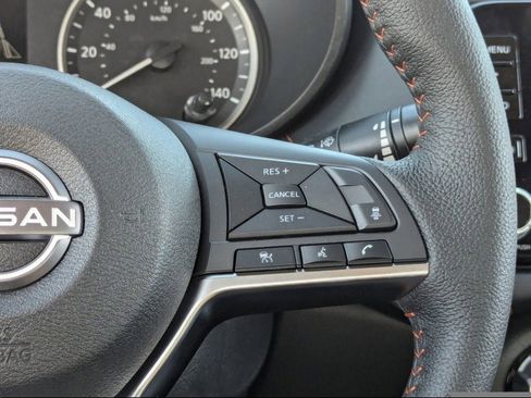 New 2025 Nissan Versa SR w/ Trunk Package image 24