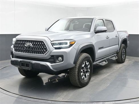 Used 2019 Toyota Tacoma TRD Off-Road image 10