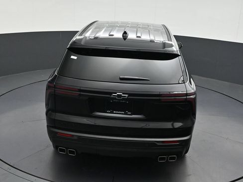 Used 2024 Chevrolet Traverse LS w/ Midnight/Sport Edition FWD image 18