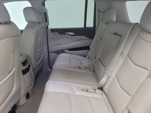 Used 2016 Cadillac Escalade ESV Premium AWD/4WD image 18