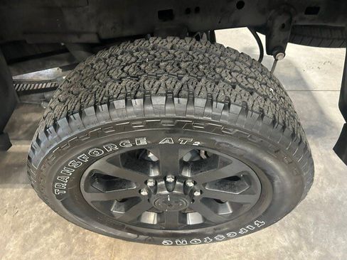 Used 2025 RAM 2500 Big Horn AWD/4WD image 29